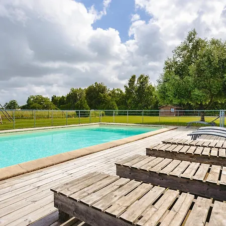 De L'audonniere Holiday home *